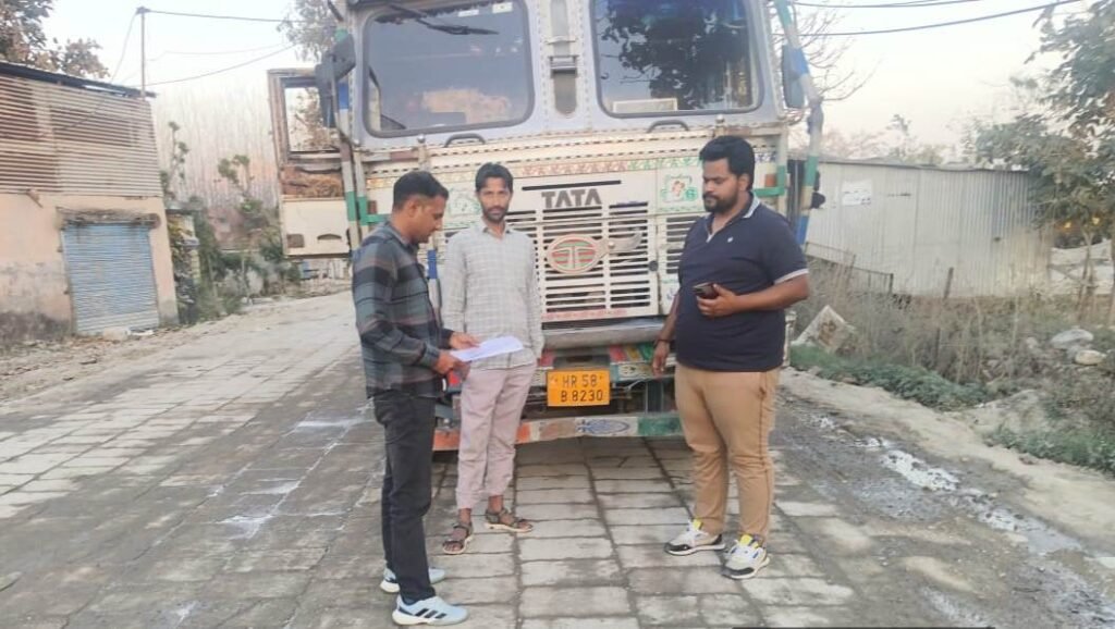 अवैध खनन संबंधी गतिविधियों की सूचना वाट्सएप पर दे सकते है- डीसी पार्थ गुप्ता
