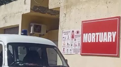 शादी के 6 दिन बाद ही फंदे से लटका मिला नवविवाहिता का शव, इलाके में फैली सनसनी