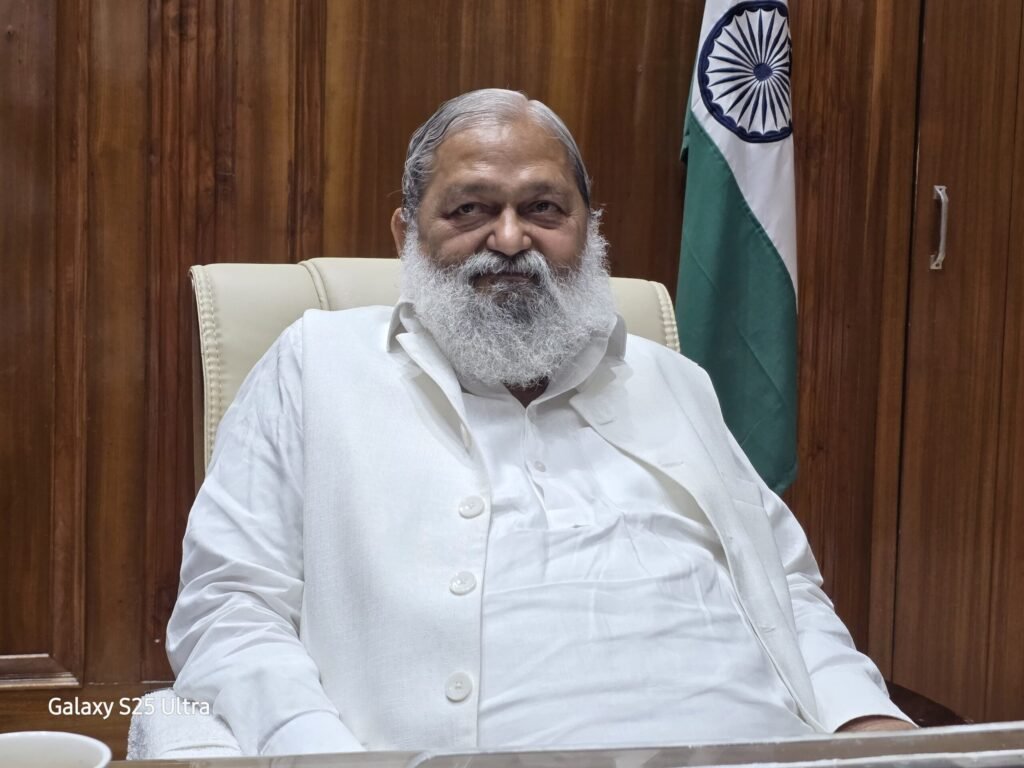 ‘इनको (कांग्रेस) तो हिन्दूस्तान में रहने का भी अधिकार नहीं है’’- अनिल विज