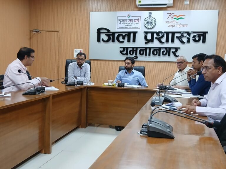 विकास कार्यों को लेकर की समीक्षा, दिए अधिकारियों को आवश्यक दिशा-निर्देश -डीसी पार्थ गुप्ता