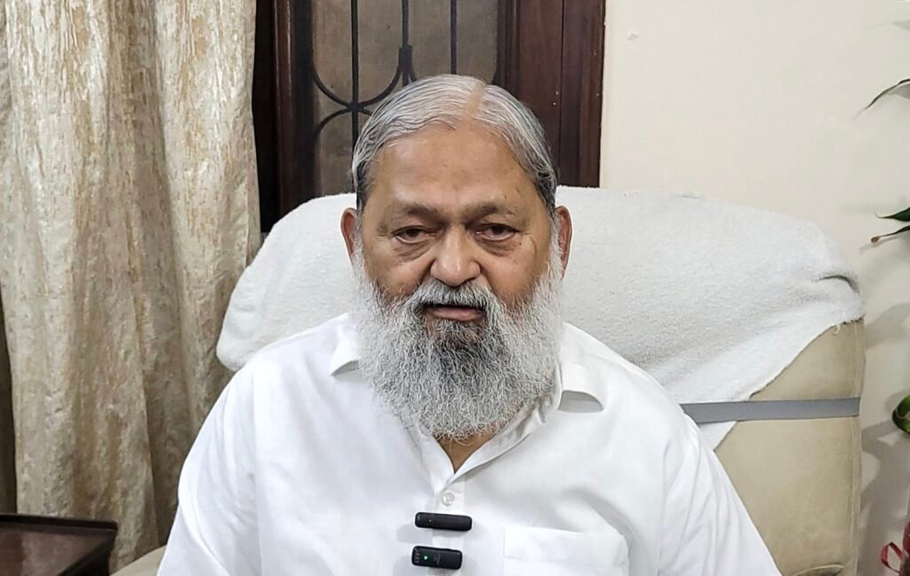 सरकार हर मोर्चे पर काम कर रही है, चाहे बॉर्डर हो या फिर देश के अंदर क्यों न हो, पाक जासूसों को पकड़ उनके अंजाम तक पहुंचाना जरूरी : ऊर्जा, परिवहन व श्रम मंत्री अनिल विज