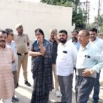 मेयर ने किया चांदपुर फ्लाईओवर के पास खाली पड़ी जमीन का निरीक्षण