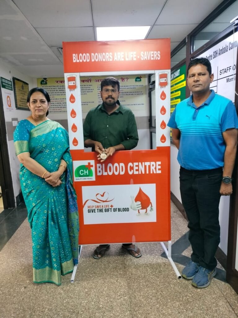 अम्बाला छावनी नागरिक अस्पताल में ब्लड डोनर्स के लिए सेल्फी कॉर्नर और कीरिंग की नई पहल